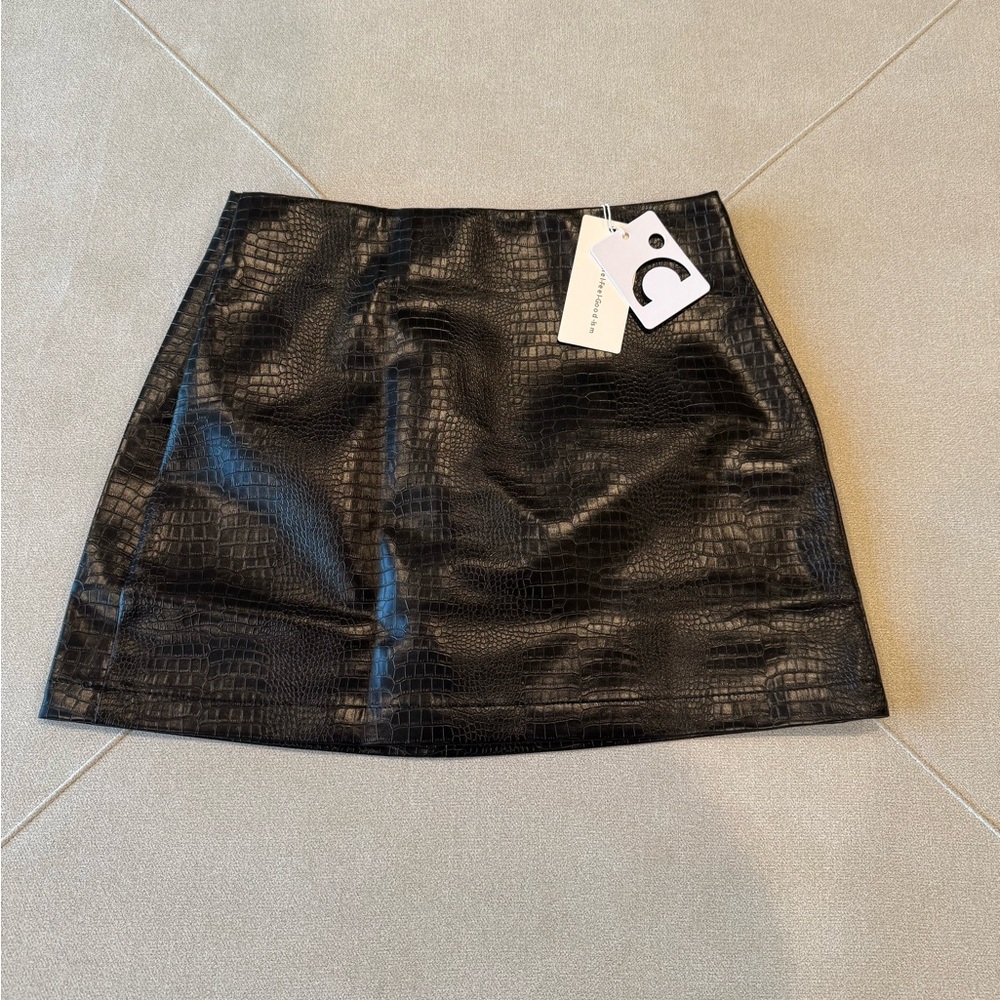Commense Black PU leather Mini Pencil Skirt for Cocktail Nights